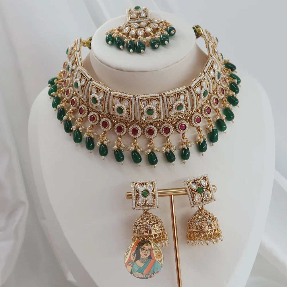 Simar Necklace Set