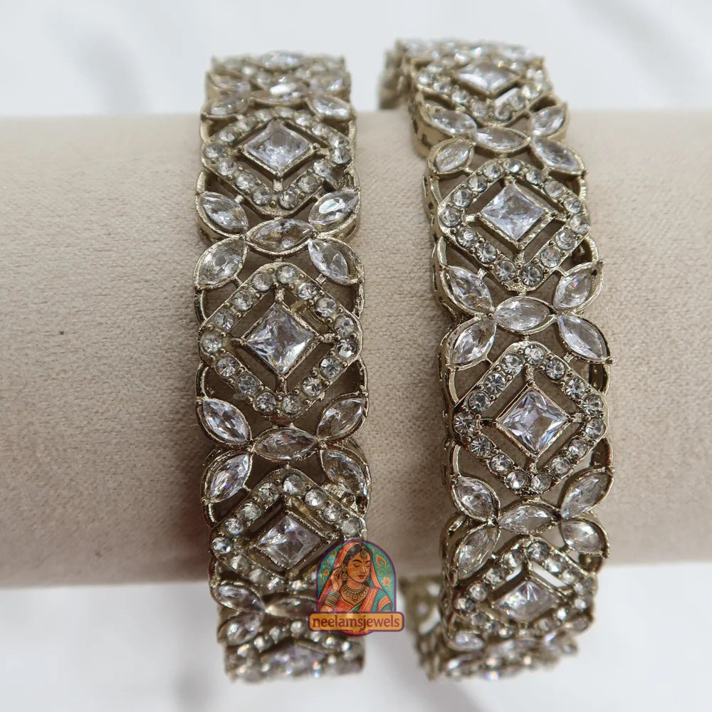 Sitara Kundan Bangles