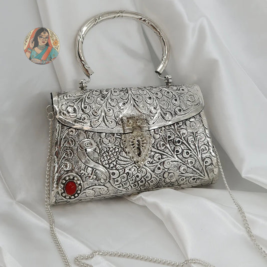 Siya - Metal Handbag - Silver/Red