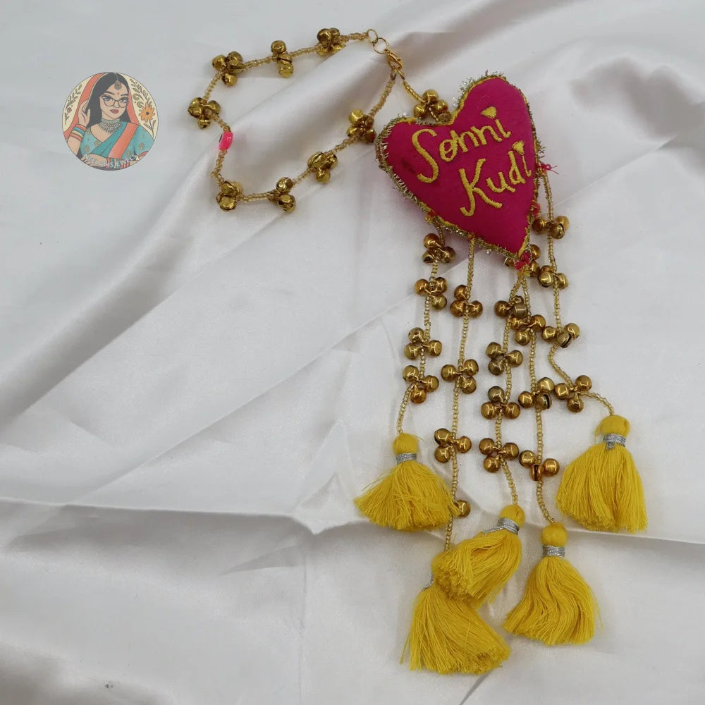 Sohni Kudi Latkan/Bracelet