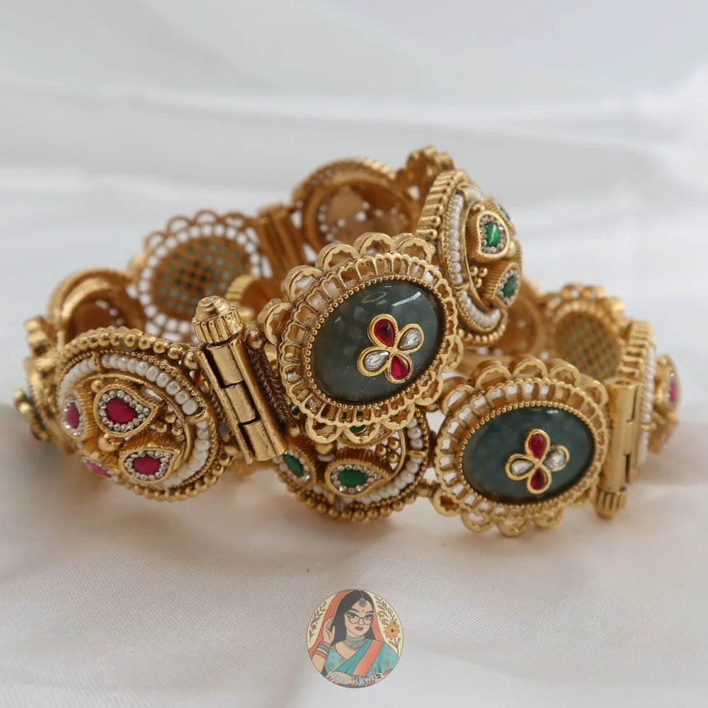 Sonam Gold Heritage Bangle Set
