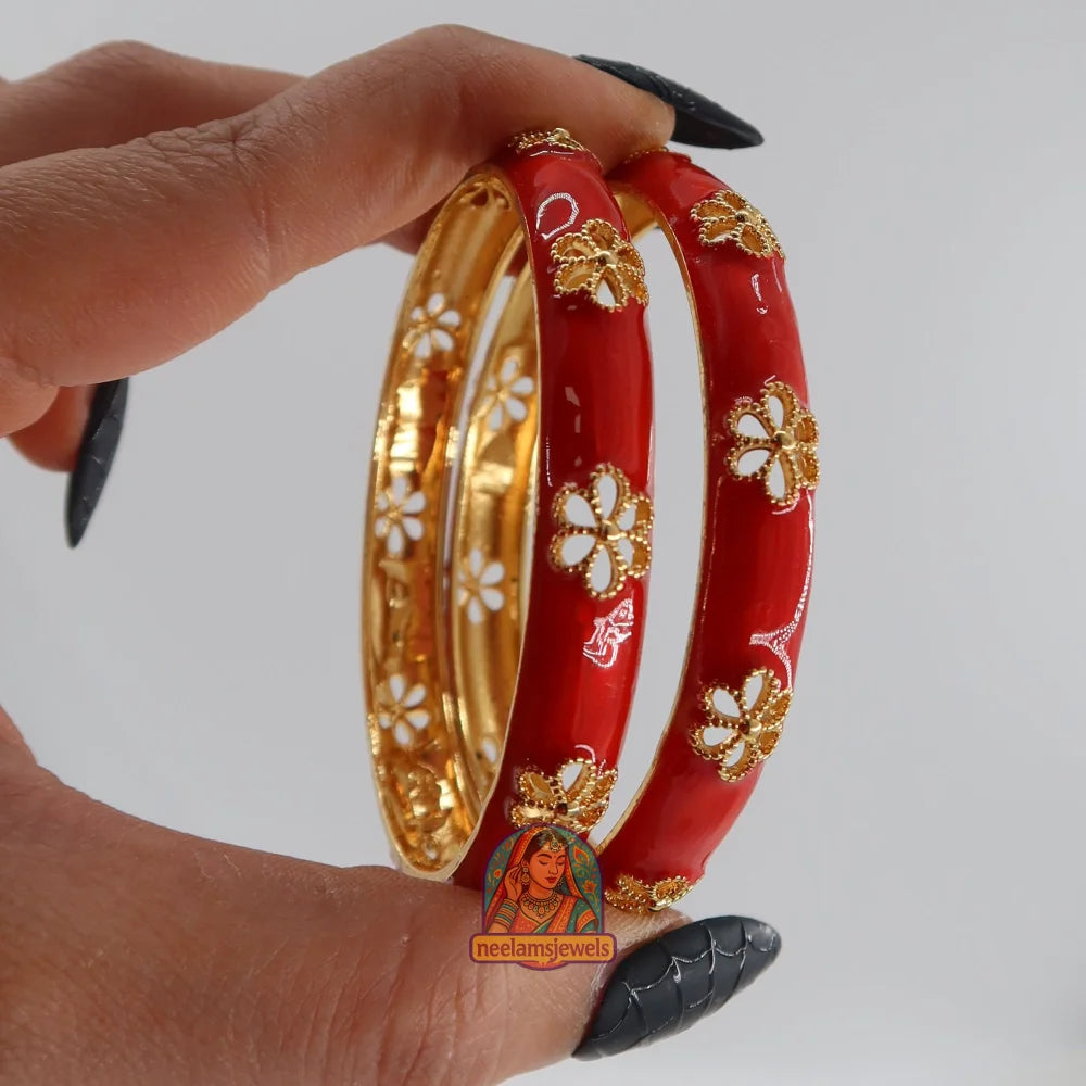 Sunehri Phool - Cutout Enamel Bracelet Red / 2.4