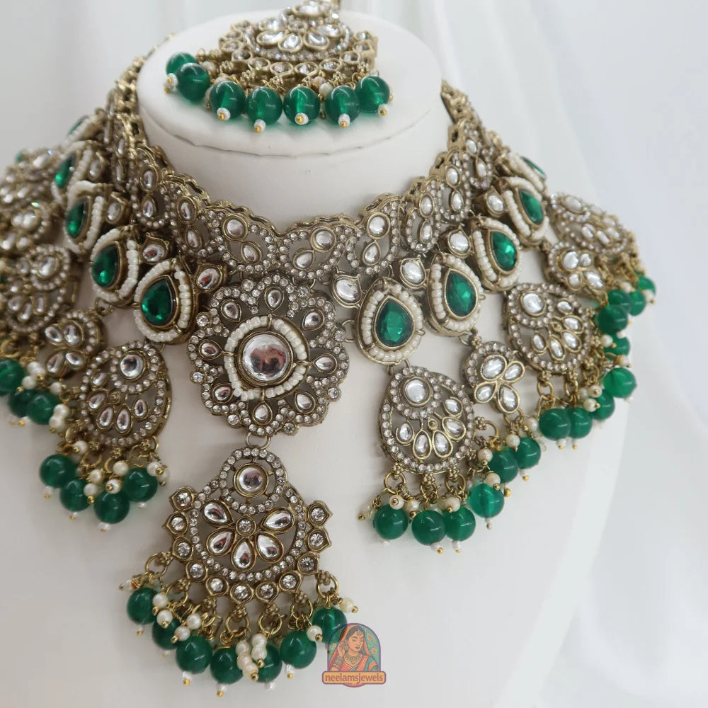 Sweta Necklace Set