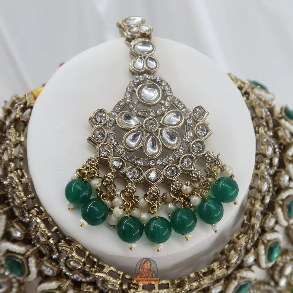 Sweta Necklace Set