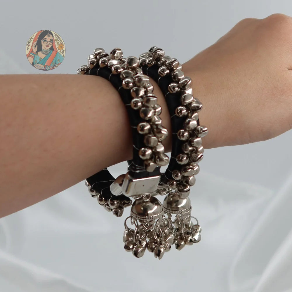 Taruana Silver Ghungroo Bangles (One Size)