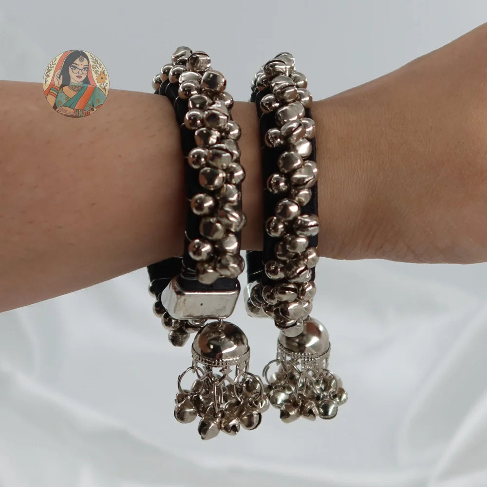 Taruana Silver Ghungroo Bangles (One Size)