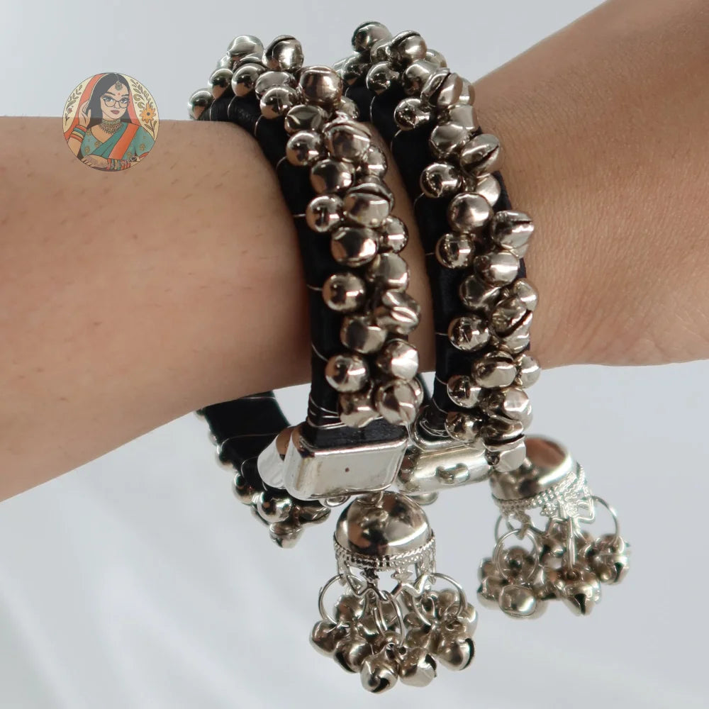 Taruana Silver Ghungroo Bangles (One Size)
