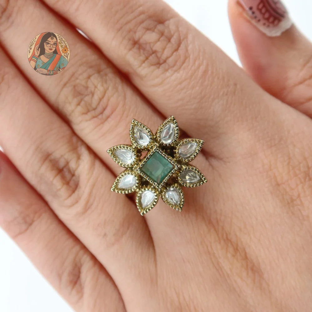 Tia Ring