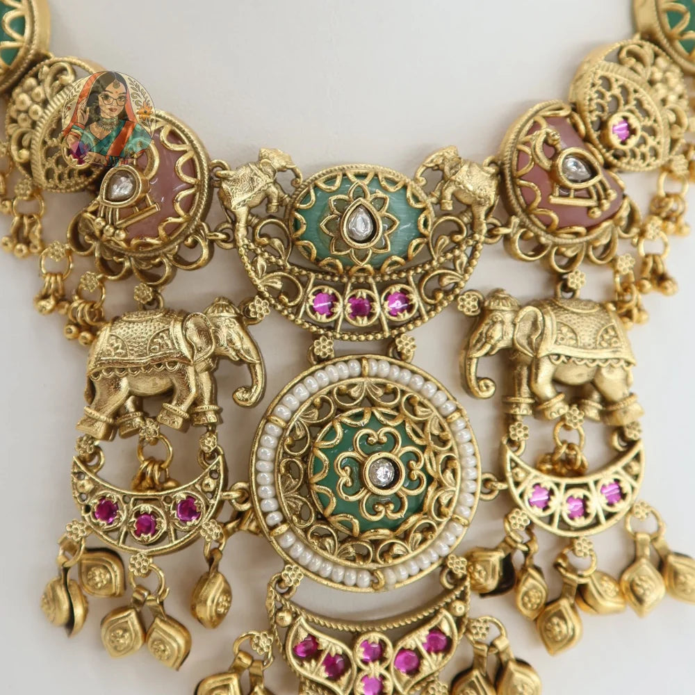 Urvi Heritage Necklace Set