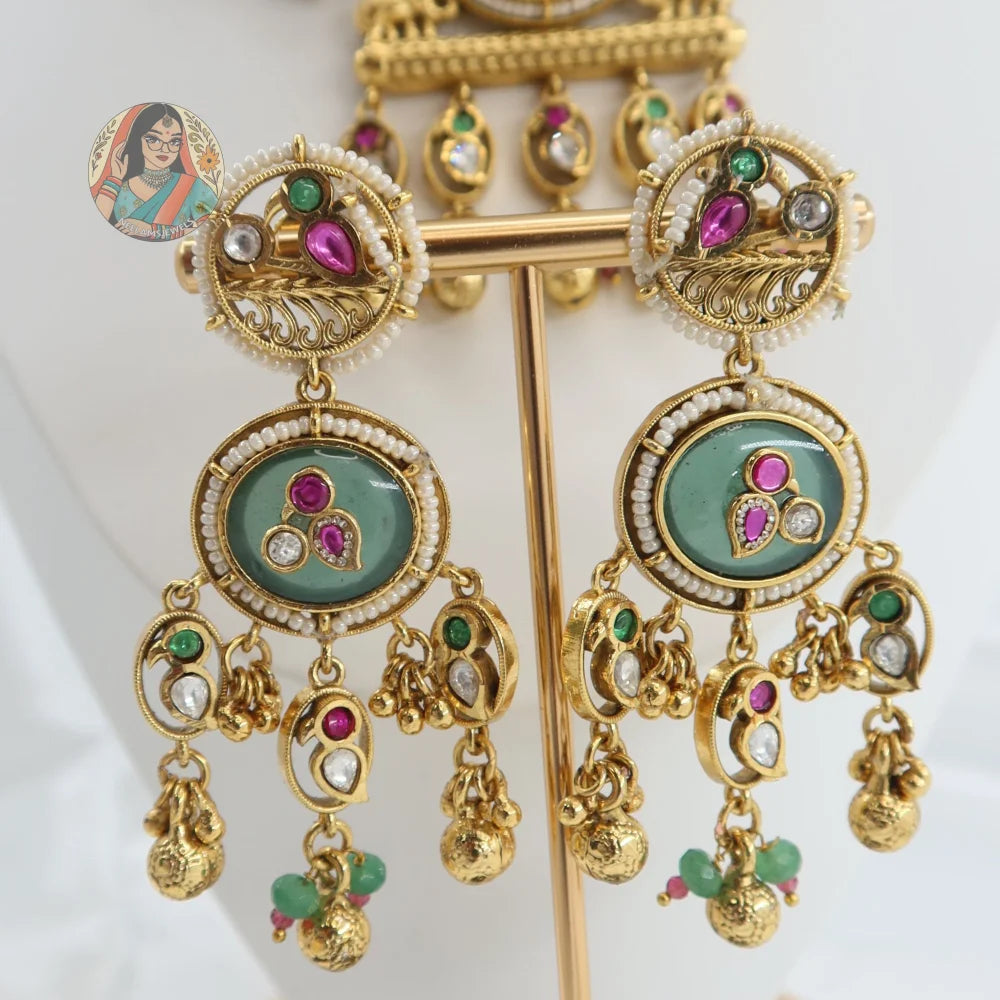 Usha Heritage Necklace Set