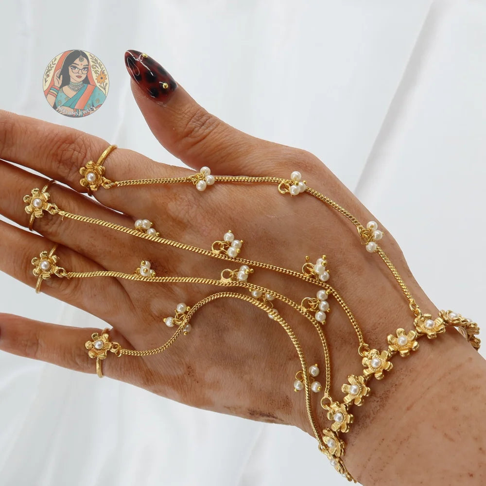 Vaani Gold Pearl Hathphool