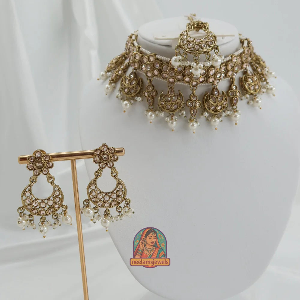 Zaariya Antique Pearl Set