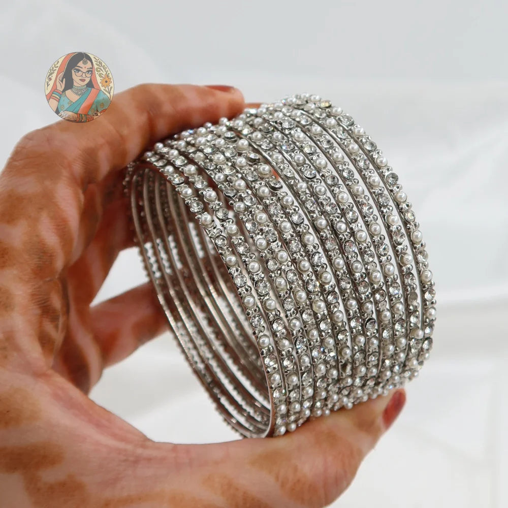 Zahra Silver Accent Bangles