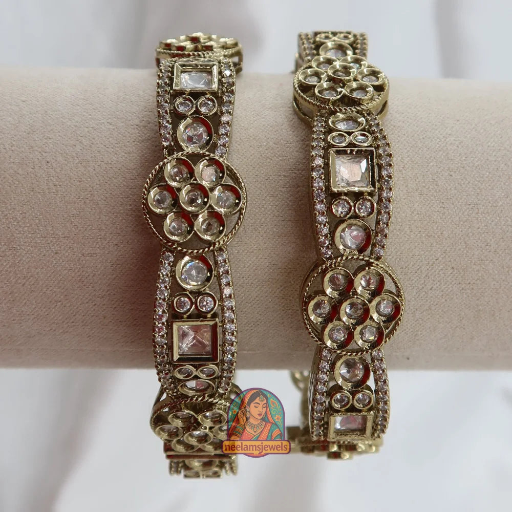 Zeenat Kundan Bangles