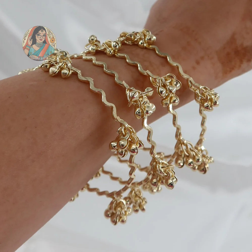 Zig-Zag Ghungroo Mini Bangle Set
