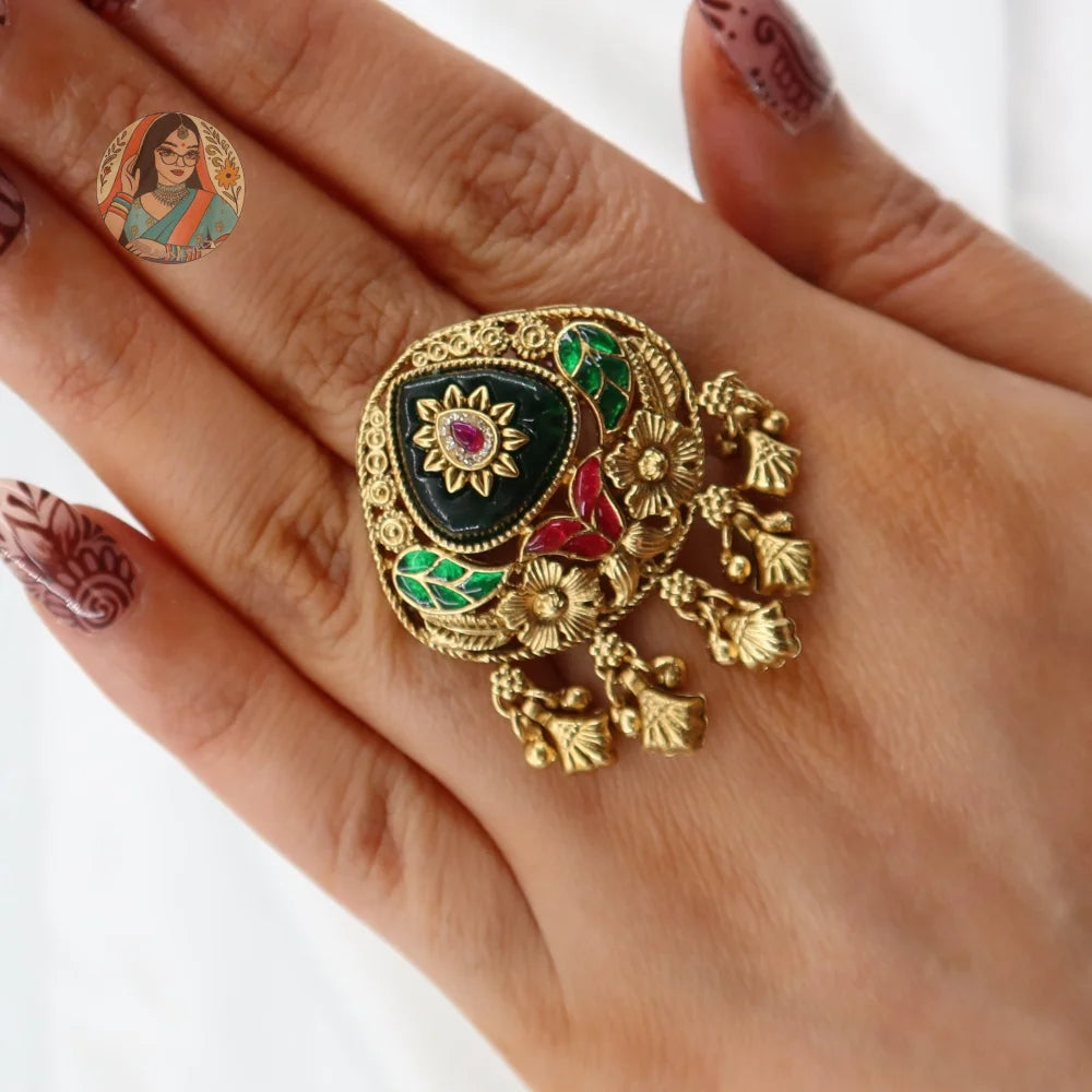 Zora Gold Ring